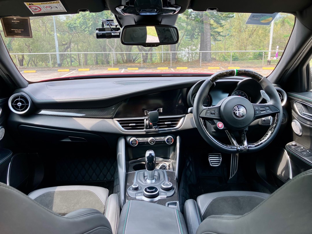 Alfa Romeo Giulia Quadrifoglio 自動擋62864836595075114