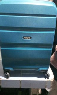 American Tourister small bon air