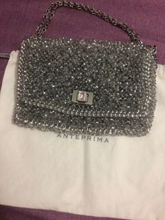 （分類：）位於 。 由 beuni 提交（商品編號 1358708925，圖片 1）。簡介： 。