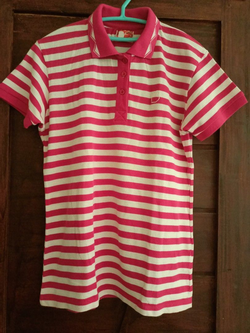 Bench Lady's Polo Shirt (Category: Tshirts & Polo Shirts ) located in San Jose del Monte. Submitted by gllems (Listing ID 1358620368, Image 1). Description: Polo Shirt vy Bench Once used No flaws Like new Large Size.