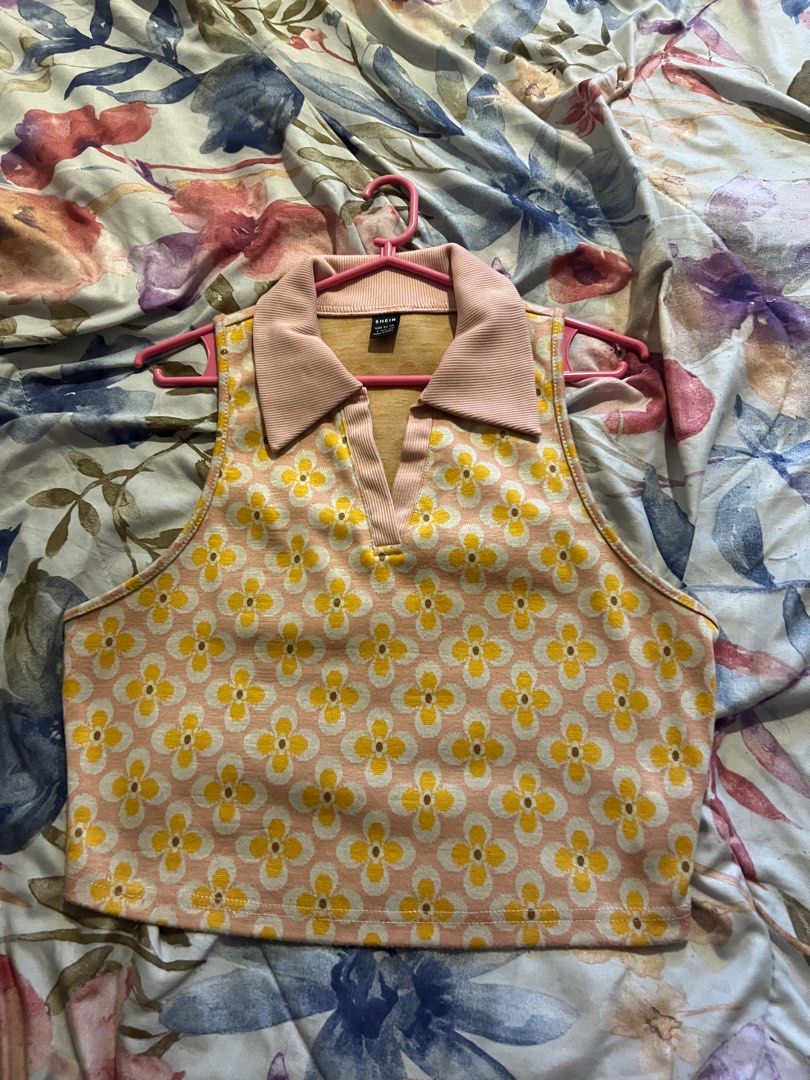 Blouses for Sale (Category: Blouses) located in Cainta. Submitted by alysaap (Listing ID 1358636275, Image 2). Description: All 150 Take all for 400 Size L rfs: student in need of funds.