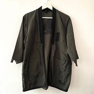 （分類：）位於 。 由 pangiaza 提交（商品編號 1358680838，圖片 1）。簡介： 。