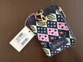 （分類：）位於 。 由 hellokris 提交（商品編號 1358550551，圖片 1）。簡介： 。