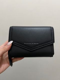 （分類：）位於 。 由 sunsetandvine79 提交（商品編號 1358652189，圖片 1）。簡介： 。