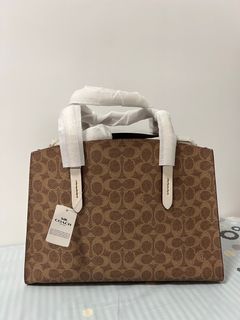 （分類：）位於 。 由 audreytautou 提交（商品編號 1358654090，圖片 1）。簡介： 。