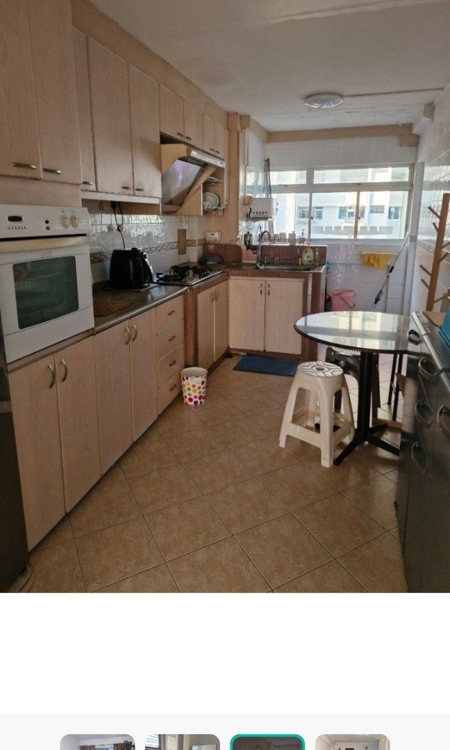 Common room for rent Prime location63108836194307112