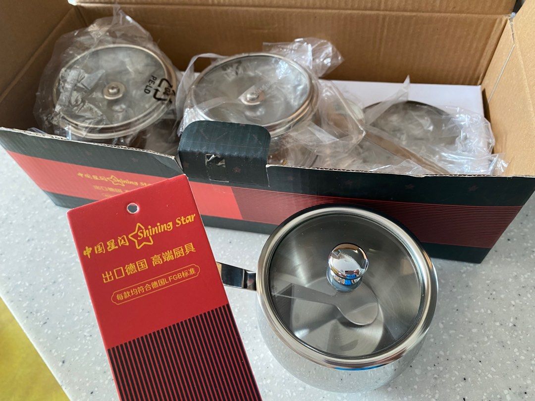 Condiments container (Category: Other Kitchenware & Tableware) located in Singapore. Submitted by greyhawk (Listing ID 1358656094, Image 1). Description: Brand new steel condiment containers from the People’s Republic of China..