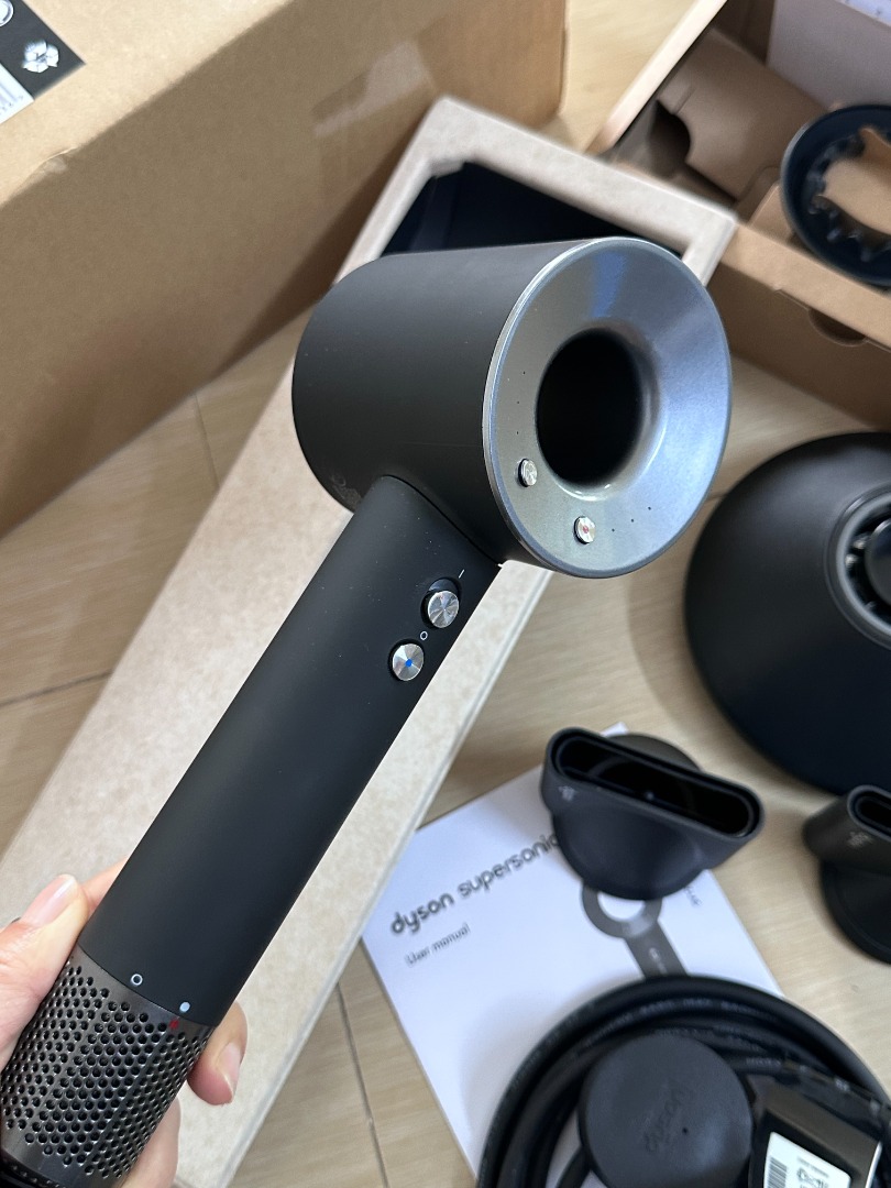 Dyson DH08 hair dryer, Beauty & Personal Care, Hair on Carousell