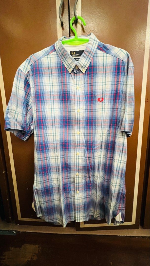 Fred Perry Polo (Category: Tshirts & Polo Shirts ) located in San Juan City. Submitted by streetdapper (Listing ID 1358653455, Image 2). Description: Fred perry Polo Size: Large (slim fit) 200php *Color Rate: 9/10 *There are signs of usage. *No fade / pinholes *This is personal use not thrift. :) *Reason for selling: Decluttering Can add discount if 3or more items. :) Payment Methods: - Gcash - Bank Transfer (BPI/BDO) *Payment first policy before
