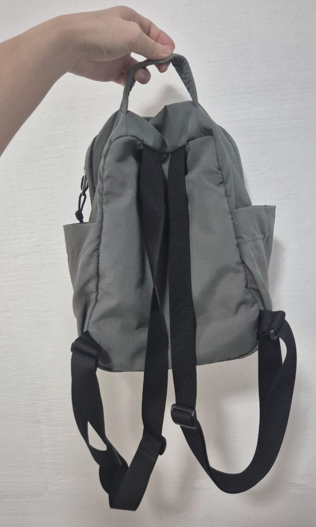 Hellolulu Mini Carter Backpack (Category: Backpacks) located in Singapore. Submitted by zplace (Listing ID 1358630106, Image 2). Description: Selling due to clear space..