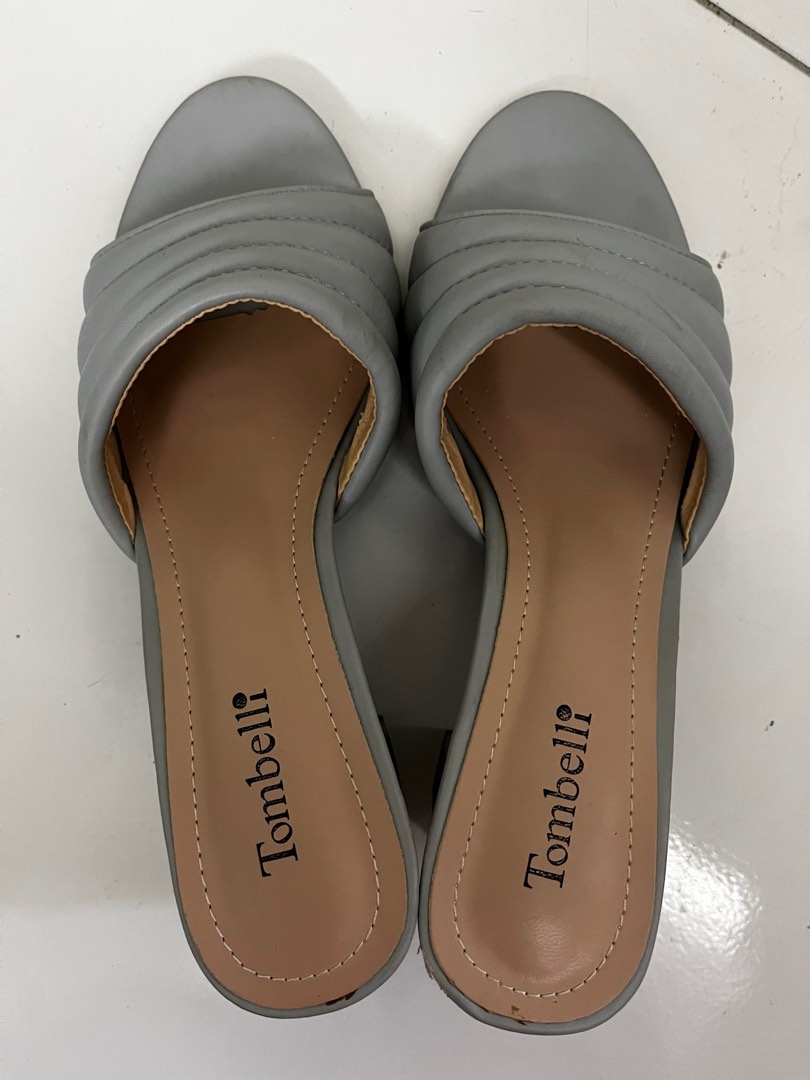 HIGH-HEELED SANDAL IN BABY BLUE CALFSKIN