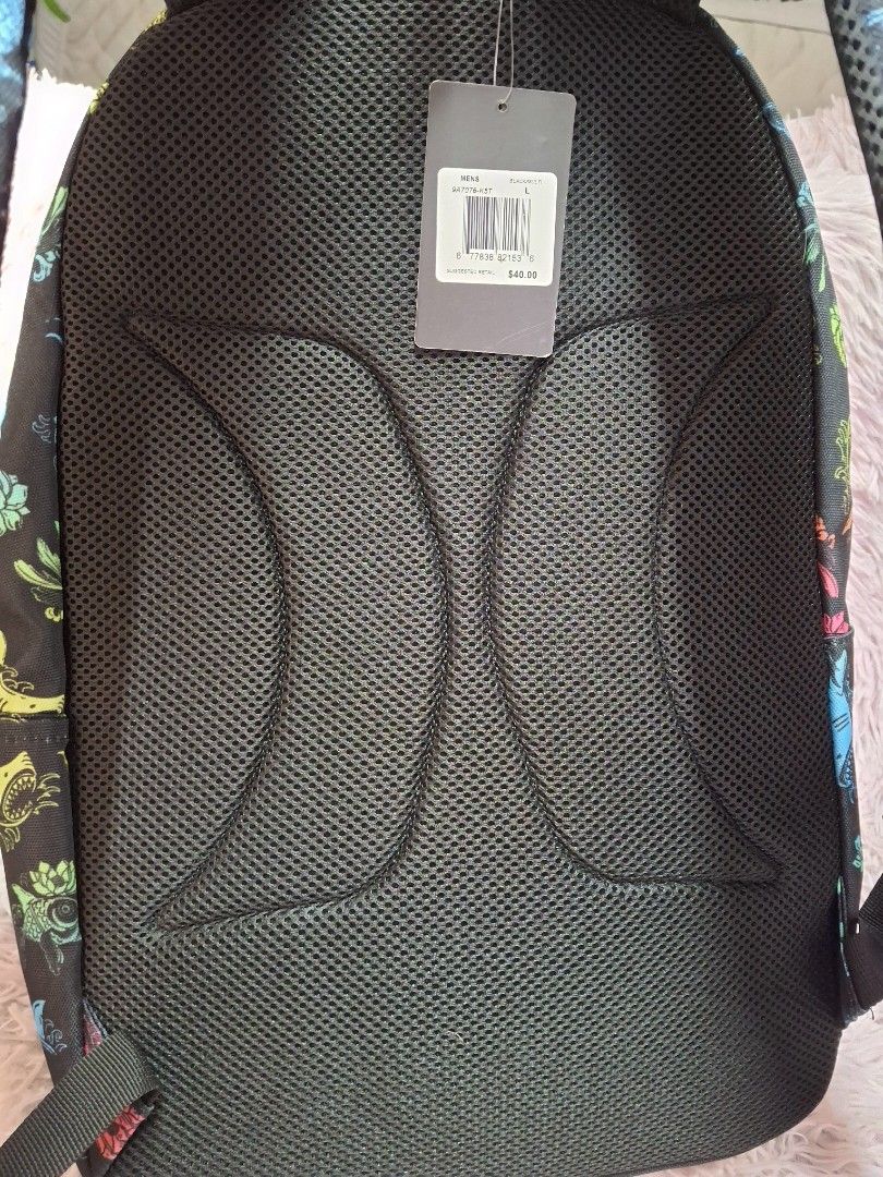 Hurley Men's Backpack (large) (Category: Backpacks) located in Imus. Submitted by keenahsgiftshop (Listing ID 1358621195, Image 3). Description: Hurley Backpack Fits 15" laptop Pinas on hand 1,990 only ▪︎ 500 dp to reserve.