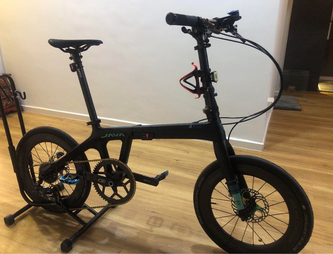 Java Aria (Sup Up Modification) (Category: Bicycles) located in Singapore. Submitted by atomclassic (Listing ID 1358621023, Image 1). Description: WTS: Java Aria - Super Light 7.5kg - Enve Handlebar - Shimano Ultegra Rear D - Rotor Crank Arm - Carbon Ti chain Ring - Carbon Bottle Cage - Carbon Wheelset.