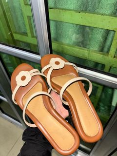 (Category: ) located in . Submitted by wanise0ul (Listing ID 1358687591, Image 1). Description: .