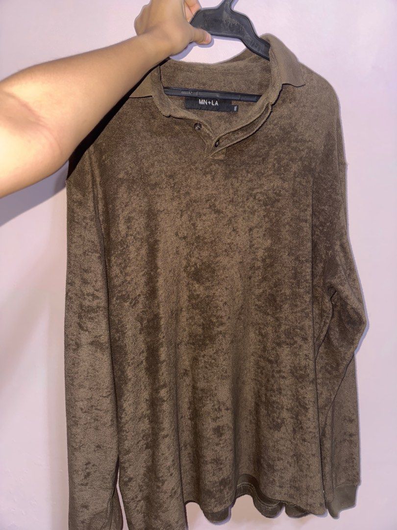 MNLA Brown Sweater (Category: Coats, Jackets and Outerwear) located in Pasig City. Submitted by ccc.declutter (Listing ID 1311150289, Image 2). Description: Used as sweater dress since sized 2XL from men’s.