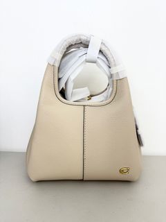 Original and brand new Coach Lana Shoulder Bag 23