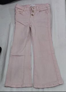 (Category: ) located in . Submitted by preloved.reloved.ph (Listing ID 1358618137, Image 1). Description: .