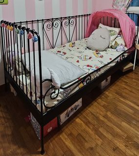 (Category: ) located in . Submitted by oldenyard (Listing ID 1358662850, Image 1). Description: .