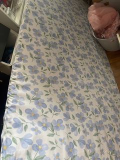 (Category: ) located in . Submitted by prettypuffy (Listing ID 1358579752, Image 1). Description: .