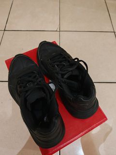 (Category: ) located in . Submitted by yap_preloved (Listing ID 1358593777, Image 1). Description: .