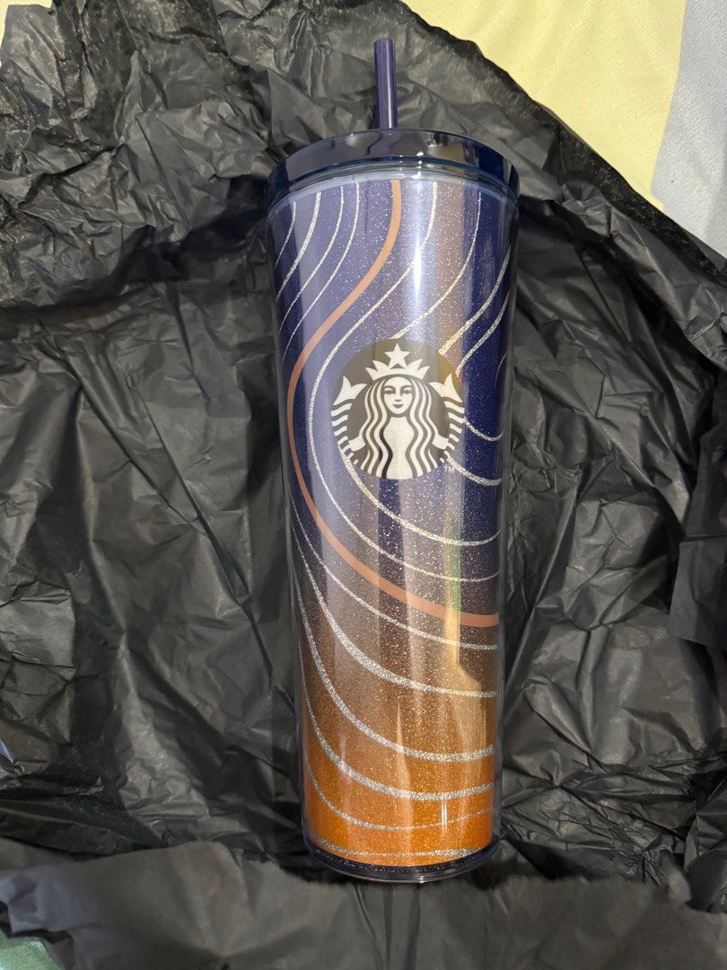 Starbucks 2024 Cold Cup (Category: Water Bottles & Tumblers) located in Quezon City. Submitted by robgabsua (Listing ID 1358586827, Image 3). Description: Starbucks 2024 Christmas Season Cold cup Indigo brand new Php 1200php Location: Quezon City.