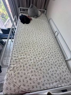 (Category: ) located in . Submitted by chxue (Listing ID 1358660141, Image 1). Description: .