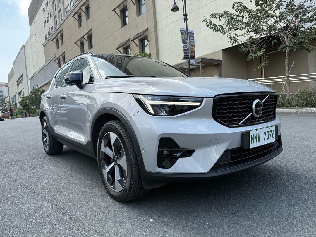 Volvo XC40 Hybrid 2023 jackani Auto (Category: Used Cars) located in Pasig City. Submitted by jackani (Listing ID 1358565652, Image 1). Description: B5 Hybrid 1st owned 8,000 km only casa maintained panoramic roof Harman Kardon Sound System Full Casa Warranty No Coding Big Savings!!! U can call 09173295586.