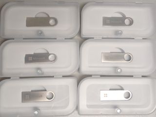 （分類：）位於 。 由 yah117oo 提交（商品編號 1358643879，圖片 1）。簡介： 。