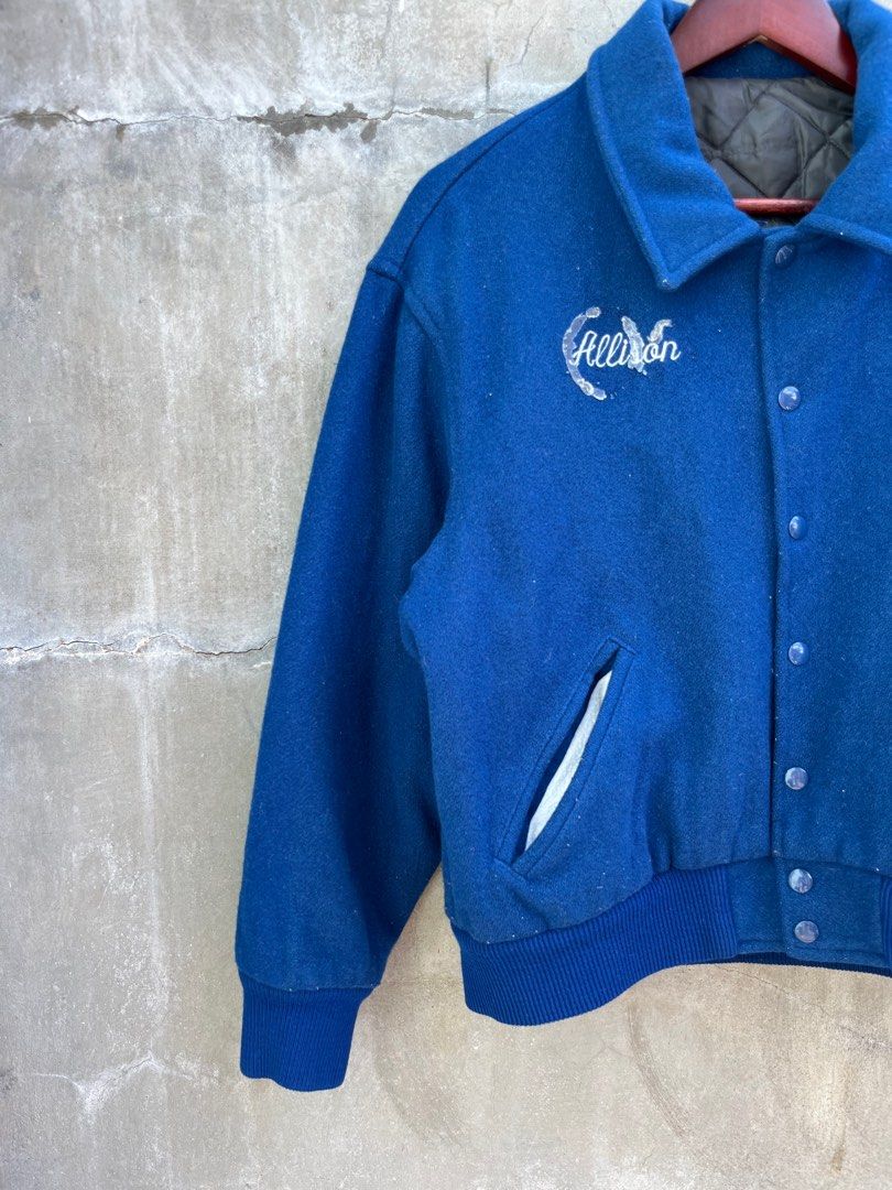 80s Wool Quilted Varsity Uniform Jacket (Category: Activewear) located in Baguio. Submitted by lordeidara (Listing ID 1358774211, Image 3). Description: 8.5/10 Color:Blue Material: Wool Size on tag: Fits: Length: 24 Width: 23 Sleeve Length: 21.5 Shoulder to shoulder: 20 Hem:19.