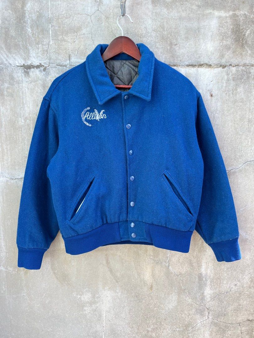 80s Wool Quilted Varsity Uniform Jacket (Category: Activewear) located in Baguio. Submitted by lordeidara (Listing ID 1358774211, Image 2). Description: 8.5/10 Color:Blue Material: Wool Size on tag: Fits: Length: 24 Width: 23 Sleeve Length: 21.5 Shoulder to shoulder: 20 Hem:19.
