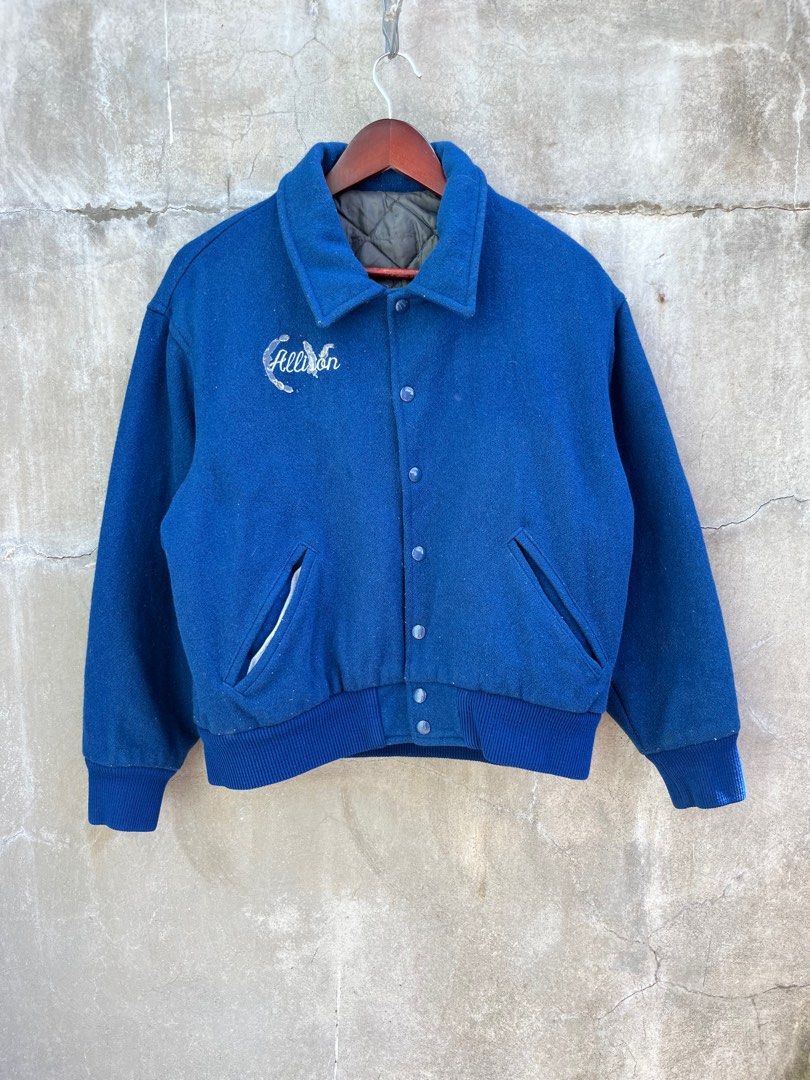 80s Wool Quilted Varsity Uniform Jacket (Category: Activewear) located in Baguio. Submitted by lordeidara (Listing ID 1358774211, Image 1). Description: 8.5/10 Color:Blue Material: Wool Size on tag: Fits: Length: 24 Width: 23 Sleeve Length: 21.5 Shoulder to shoulder: 20 Hem:19.