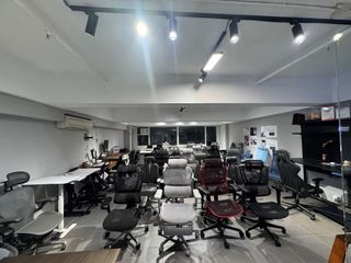 （分類：）位於 。 由 Chairshop622 提交（商品編號 1358852054，圖片 1）。簡介： 。
