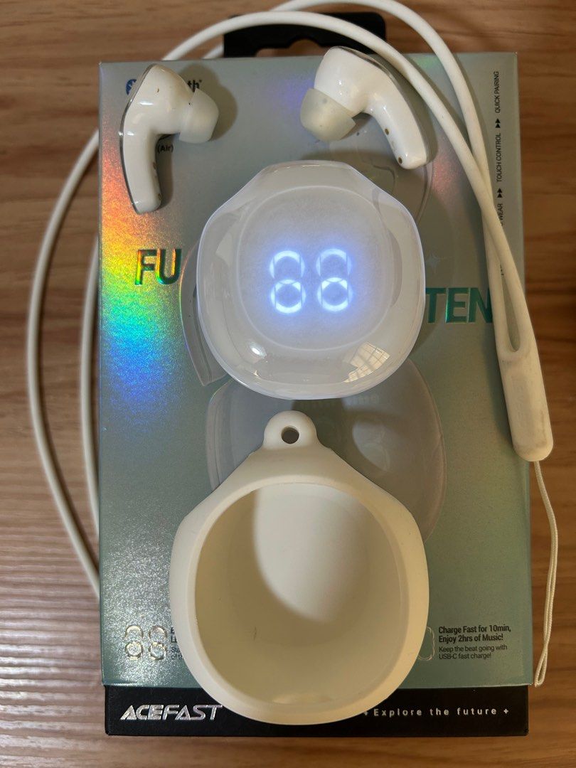 Acefast T9 AT9 Crystal Air earbuds (Category: Earphones) located in Marikina City. Submitted by orquizajulia (Listing ID 1358755140, Image 2). Description: No Issues With extra eartips With silicone protective case & lanyard With TOUCH CONTROL No visible scratches RFS upgrade Original price posted Slightly negotiable.