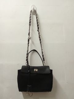 （分類：）位於 。 由 morenotherese15 提交（商品編號 1358809028，圖片 1）。簡介： 。