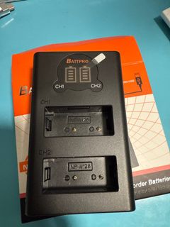 （分類：）位於 。 由 chitheii 提交（商品編號 1358869862，圖片 1）。簡介： 。
