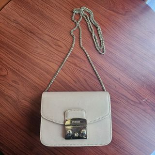 (Kategori: ) berada di . Dikirim oleh fanclau.bag (ID iklan 1358824147, Gambar 1). Deskripsi: .