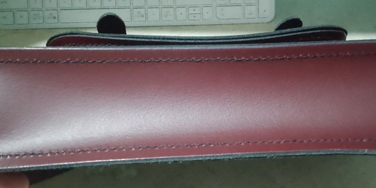 Genuine leather messenger bag (Category: Shoulder Bags) located in Makati City. Submitted by decluttering143 (Listing ID 1358869551, Image 3). Description: ZATCHEL MESSENGER BAG Maroon height 8 inch length 11.5 inches width 2.5 inches.