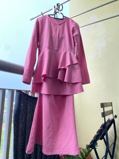 (Category: ) located in . Submitted by aidaarazali (Listing ID 1358763406, Image 1). Description: .