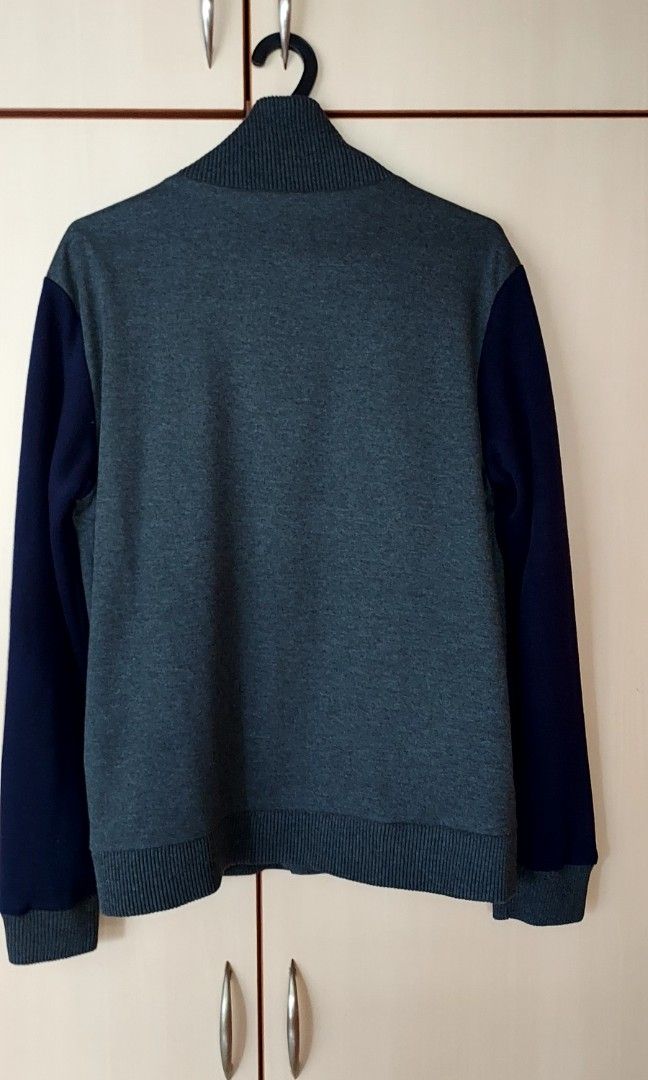 Jacket (Category: Coats, Jackets and Outerwear) located in Singapore. Submitted by happy4788 (Listing ID 1358795520, Image 6). Description: wore 1 time only.