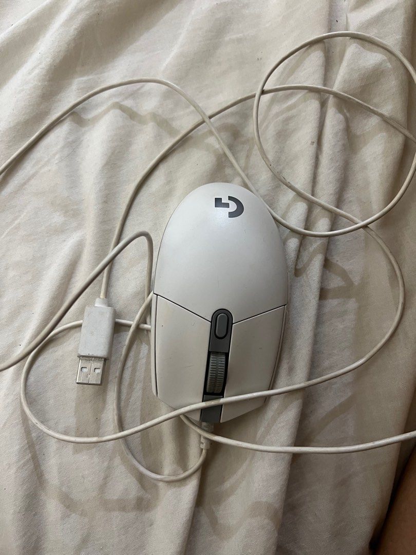 LOGITECH G102 Gaming mouse wired white (Category: Mouse & Mousepads) located in Las Pinas. Submitted by samuellepbarja (Listing ID 1358744633, Image 1). Description: - bought it in marketplace - scrolling defect - can be repaired - rfs: lazy to get it repaired and decluttering.