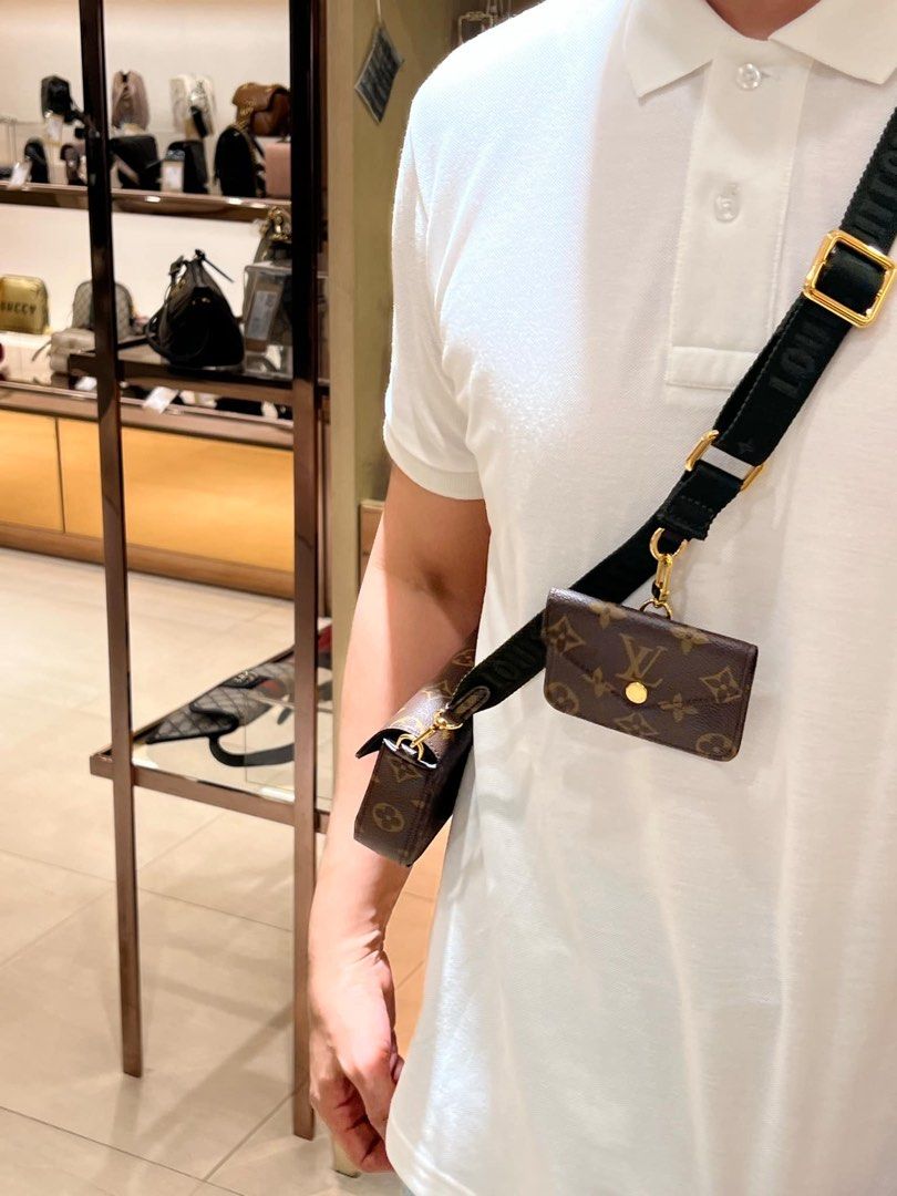 LOUIS VUITTON FELICE STRAP AND GO (Category: Luxury Bags & Wallets) located in Cainta. Submitted by rho77 (Listing ID 1358839695, Image 2). Description: *Authentic Louis Vuitton Felicie Strap & Go *Unisex style *Monogram coated canvas *Gold tone hardware with three card slots, and patch pocket inside *Used 2x only *Best buy *10/10 brand new condition *Bought in HK *Comes with Dustbag.