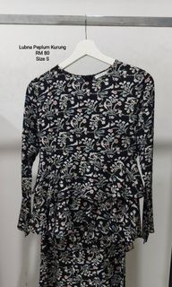 (Category: ) located in . Submitted by ayncloset (Listing ID 1358858130, Image 1). Description: .