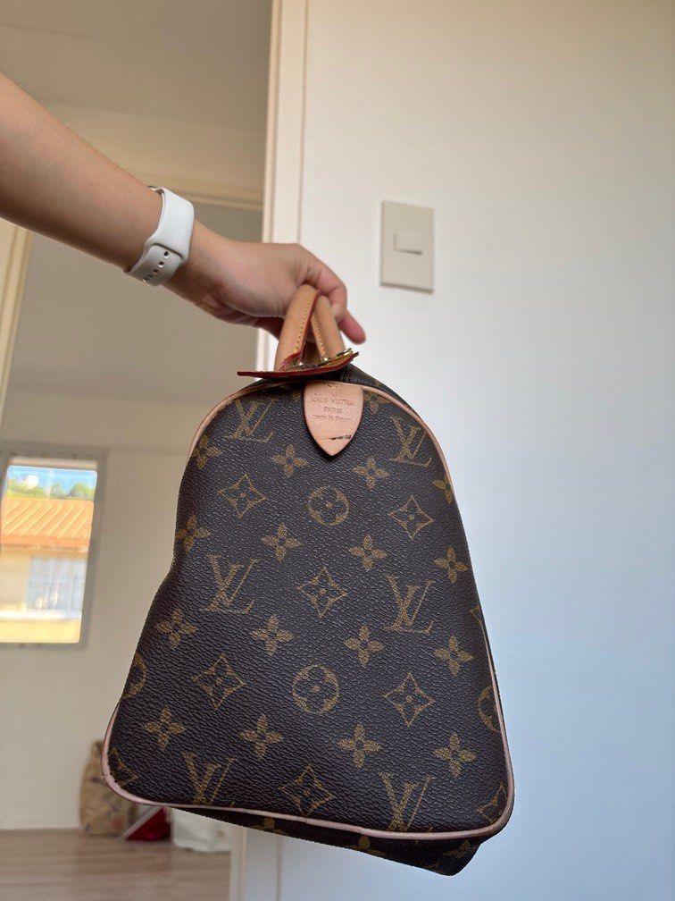 LV Speedy (Preloved) (Category: Luxury Bags & Wallets) located in Manila. Submitted by gigamanila14146 (Listing ID 1358761456, Image 2). Description: .