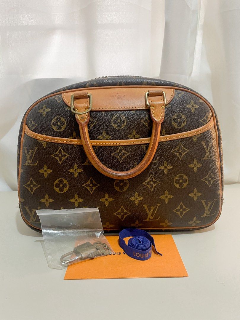 LV TROUVILLE BAG (Category: Luxury Bags & Wallets) located in Manila. Submitted by milamarie (Listing ID 1358820526, Image 1). Description: Classic and vintage (17 yo bag) Vintage bags have different craftmanship and quality compare to their new releases ***** Super roomy and functional bag. Leather is 10/10 Very sturdy Inner part very clean Money back guarantee RFS: Downsizing bag collection🙂 🏷️40k (slightly negotiable for sure buyers) Meet up