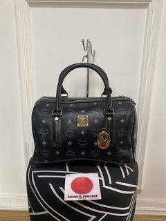 (Kategori: ) berada di . Dikirim oleh japanese__junkshop (ID iklan 1358925422, Gambar 1). Deskripsi: .