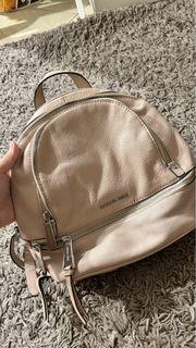 (Category: ) located in . Submitted by preloved_syi (Listing ID 1358905748, Image 1). Description: .