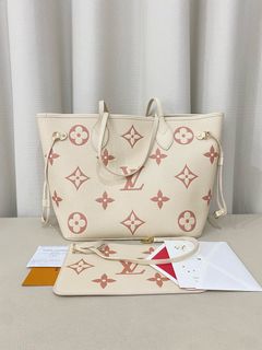 (Category: ) located in . Submitted by collynluxurybag (Listing ID 1358895338, Image 1). Description: .