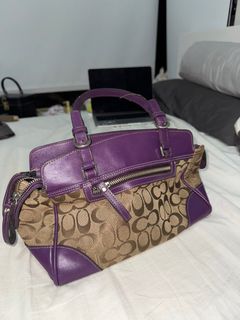 (Category: ) located in . Submitted by 4melia (Listing ID 1358884536, Image 1). Description: .