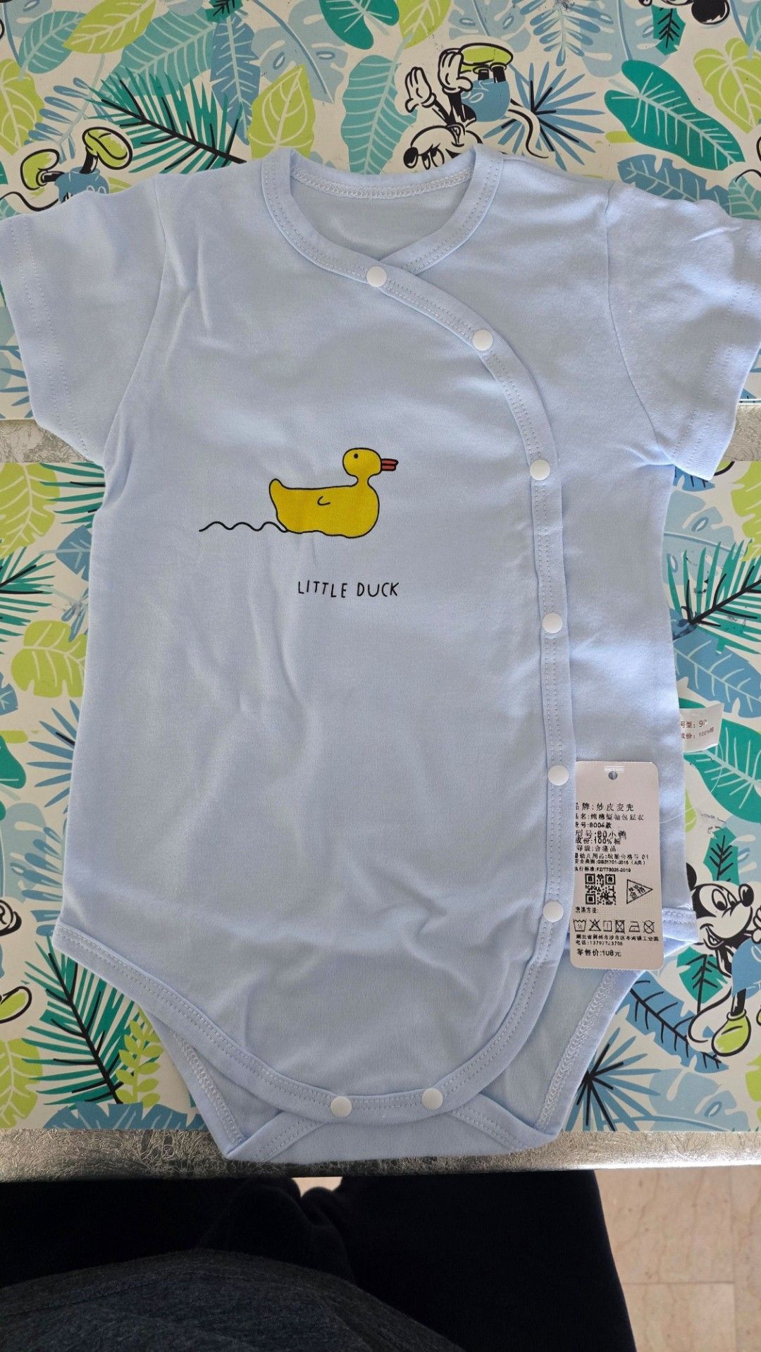Pyjamas (Category: Babies & Kids Fashion) located in Singapore. Submitted by eggie_ng (Listing ID 1358810246, Image 3). Description: Wife bought couple of months back..4 PJs/onesies.. Dont wanna use.. Brand new.. Size90...let me know which one you want. $5/pc. Total 4..get all 4 for $18..