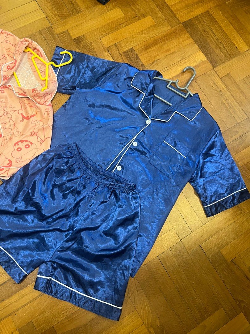 Pyjamas sets (Category: Sets or Coordinates) located in Singapore. Submitted by wgatt (Listing ID 1358796152, Image 2). Description: One set for $8 Both for $12!!.